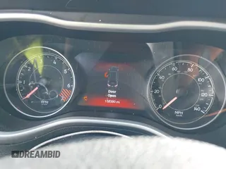 2014 Jeep Cherokee Limited с VIN 1C4PJLDB5EW129798, выставлен на аукционе IAAI как лот 42686216 с пробегом 158 390 миль миль и . История ставок и продаж доступна на DreamBid. Изображение 7.