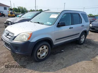 2005 Honda CR-V LX z VIN SHSRD78565U332594, wystawiony jako IAAI lot #42408771 z przebiegiem 220 919 mil mil oraz . Historia ofert i sprzedaży dostępna na DreamBid. Obrazek 2.