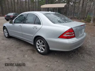 2007 Mercedes-Benz C 280 Luxury with VIN WDBRF92H57F870636, listed as a IAAI auction lot 41810663 with 136,025 mi miles and . Bid and sale history available at DreamBid. Image 3.