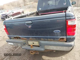 2001 Ford Ranger XL Fleet z VIN 1FTZR15E11PB68777, wystawiony jako IAAI lot #41673554 z przebiegiem 185 621 mil mil oraz . Historia ofert i sprzedaży dostępna na DreamBid. Obrazek 13.