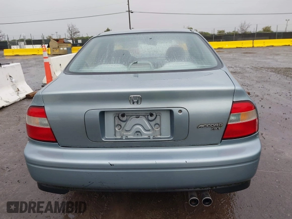 1994 Honda Accord EX w/Leather with VIN 1HGCD5657RA119657, listed as a IAAI auction lot 41528165 with 119,458 mi miles. Bid and sale history available at carsss.com. Image 16.