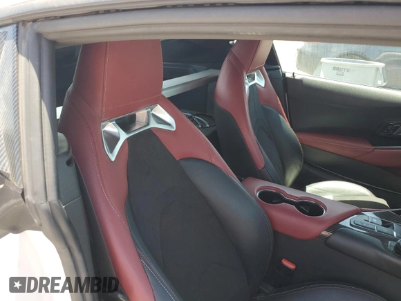 2022 Toyota Supra 3.0 z VIN WZ1DB0C02NW048905, wystawiony jako Copart lot #53099585 z przebiegiem 25 044 mil mil oraz Czysty tytuł • Clean title. Historia ofert i sprzedaży dostępna na DreamBid. Obrazek 10.