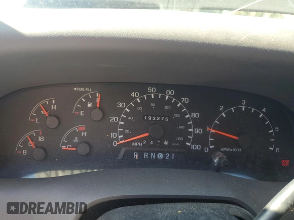 1999 Ford F-250 XL z VIN 1FTNX21LXXEB35442, wystawiony jako Copart lot #46939875 z przebiegiem 193 275 mil mil oraz Szkoda całkowita • Salvage title. Historia ofert i sprzedaży dostępna na DreamBid. Obrazek 9.