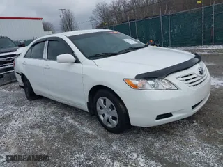 2007 Toyota Camry CE with VIN 4T1BE46K47U706106, listed as a IAAI auction lot 41704863 with 64,156 mi miles. Bid and sale history available at carsss.com. Image 1.