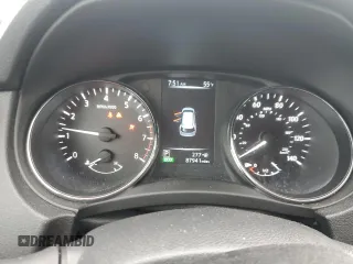 2017 Nissan Rogue SL z VIN 5N1AT2MT9HC881847, wystawiony jako Copart lot #58715515 z przebiegiem 87 941 mil mil oraz Szkoda całkowita • Salvage title. Historia ofert i sprzedaży dostępna na DreamBid. Obrazek 9.