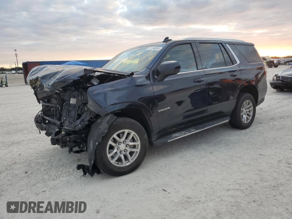 2021 Chevrolet Tahoe LS z VIN 1GNSCMKD5MR229435, wystawiony jako Copart lot #81240864 z przebiegiem 103 660 mil mil oraz Nie do naprawy • Non repairable. Historia ofert i sprzedaży dostępna na DreamBid. Obrazek 1.