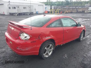 2007 Pontiac G5 GT z VIN 1G2AN18B177219637, wystawiony jako IAAI lot #42231491 z przebiegiem 139 062 mil mil oraz . Historia ofert i sprzedaży dostępna na DreamBid. Obrazek 4.