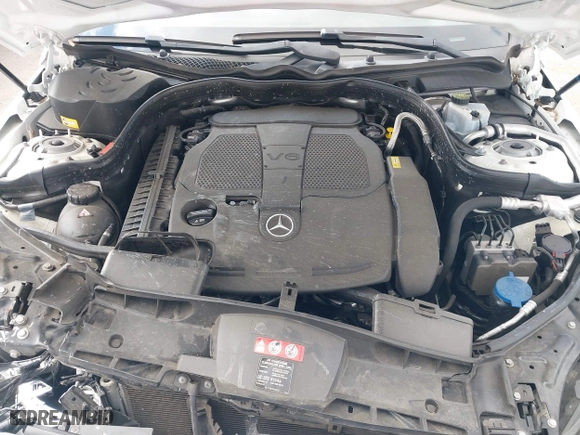 2016 Mercedes-Benz E-Class E 350 Sport with VIN WDDHF5KB4GB255588, listed as a IAAI auction lot 41547556 with 72,981 mi miles. Bid and sale history available at carsss.com. Image 10.