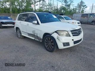 2010 Mercedes-Benz GLK 350 with VIN WDCGG5GB1AF469184, listed as a IAAI auction lot 41954116 with 177,142 mi miles and . Bid and sale history available at DreamBid. Image 1.