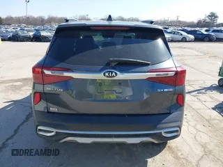 2021 Kia Seltos SX with VIN KNDETCA24M7116667, listed as a IAAI auction lot 41787967 with 67,954 mi miles. Bid and sale history available at carsss.com. Image 17.