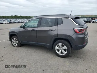 2019 Jeep Compass Latitude z VIN 3C4NJDBB8KT850859, wystawiony jako Copart lot #62680455 z przebiegiem 34 626 mil mil oraz Szkoda całkowita • Salvage title. Historia ofert i sprzedaży dostępna na DreamBid. Obrazek 2.