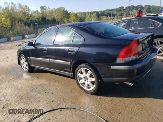 2004 Volvo S60 with VIN YV1RH59H842379484, listed as a Copart auction lot 72387084 with 213,647 mi miles and Non Repairable. Bid and sale history available at carsss.com. Image 2.