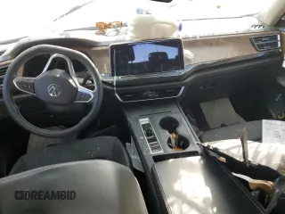 2024 Volkswagen Atlas SE with VIN 1V2LR2CA8RC515082, listed as a Copart auction lot 42556065 with Not provided miles and Salvage title. Bid and sale history available at DreamBid. Image 8.