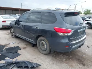 2014 Nissan Pathfinder S z VIN 5N1AR2MM0EC705286, wystawiony jako IAAI lot #41909850 z przebiegiem 136 091 mil mil oraz . Historia ofert i sprzedaży dostępna na DreamBid. Obrazek 3.