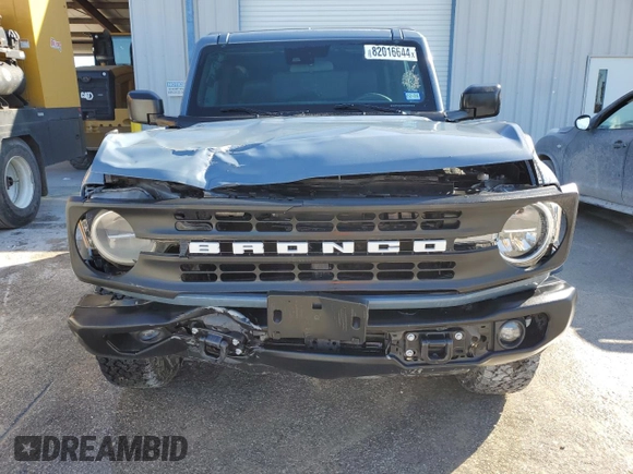 2024 Ford Bronco Black Diamond with VIN 1FMDE1AH5RLA05733, listed as a Copart auction lot 82016644 with 3,629 mi miles and Salvage Title. Bid and sale history available at DreamBid. Image 5.