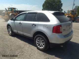 2013 Ford Edge SE with VIN 2FMDK3GC0DBE24484, listed as a IAAI auction lot 41960813 with 227,044 mi miles. Bid and sale history available at carsss.com. Image 3.