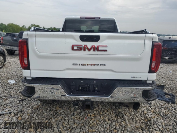 2022 GMC Sierra 3500HD SLT z VIN 1GT49UEY3NF180060, wystawiony jako Copart lot #65376524 z przebiegiem 79 395 mil mil oraz Tytuł czysty. Historia ofert i sprzedaży dostępna na DreamBid. Obrazek 6.