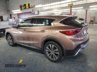 2017 Infiniti QX30 Luxury with VIN SJKCH5CR3HA021621, listed as a Copart auction lot 38321254 with 72,103 mi miles. Bid and sale history available at carsss.com. Image 2.