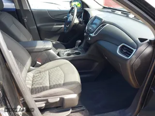 2019 Chevrolet Equinox LT with VIN 2GNAXTEV4K6231426, listed as a IAAI auction lot 41868335 with 90,476 mi miles. Bid and sale history available at carsss.com. Image 5.