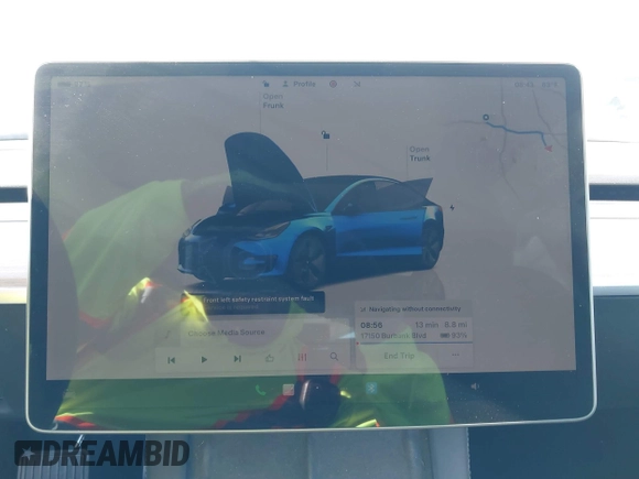 2023 Tesla Model 3 z VIN 5YJ3E1EA2PF410378, wystawiony jako IAAI lot #42265294 z przebiegiem 16 000 mil mil oraz . Historia ofert i sprzedaży dostępna na DreamBid. Obrazek 18.