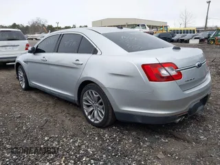 2011 Ford Taurus SEL z VIN 1FAHP2HW1BG118741, wystawiony jako IAAI lot #41988699 z przebiegiem Nie podano mil oraz . Historia ofert i sprzedaży dostępna na DreamBid. Obrazek 3.