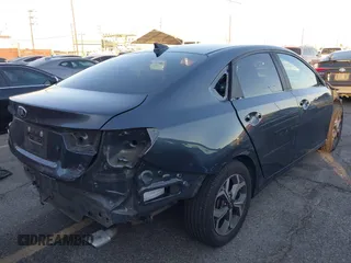 2021 Kia Forte FE z VIN 3KPF24AD1ME369590, wystawiony jako IAAI lot #41308194 z przebiegiem 71 462 mil mil oraz . Historia ofert i sprzedaży dostępna na DreamBid. Obrazek 4.