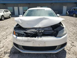 2013 Volkswagen Jetta SE with VIN 3VWDX7AJ8DM255685, listed as a Copart auction lot 59318365 with 146,345 mi miles and Salvage title. Bid and sale history available at DreamBid. Image 5.