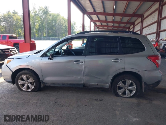 2014 Subaru Forester Premium z VIN JF2SJADC8EH541081, wystawiony jako IAAI lot #42647777 z przebiegiem 120 951 mil mil oraz . Historia ofert i sprzedaży dostępna na DreamBid. Obrazek 14.