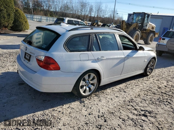 2006 BMW 3 Series 325xi z VIN WBAVT13586KW23161, wystawiony jako Copart lot #80188084 z przebiegiem 267 756 mil mil oraz Czysty tytuł • Clean title. Historia ofert i sprzedaży dostępna na DreamBid. Obrazek 3.