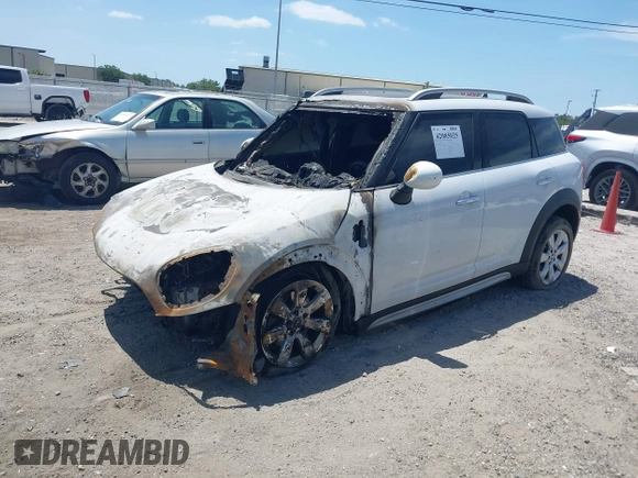 2019 MINI Countryman Cooper with VIN WMZYS7C50K3F46041, listed as a IAAI auction lot 42085025 with Not provided miles and . Bid and sale history available at DreamBid. Image 2.