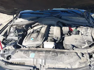2008 BMW 5 Series 528xi with VIN WBANV13598CZ54306, listed as a IAAI auction lot 41779114 with 118,200 mi miles. Bid and sale history available at carsss.com. Image 10.