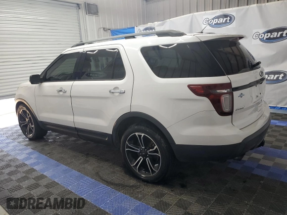 2014 Ford Explorer Sport with VIN 1FM5K8GT4EGB89468, listed as a Copart auction lot 61833335 with 114,098 mi miles and Clean title. Bid and sale history available at DreamBid. Image 2.