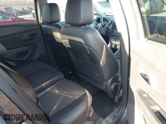 2018 Chevrolet Trax LT with VIN 3GNCJPSB6JL215329, listed as a IAAI auction lot 41790745 with 91,207 mi miles. Bid and sale history available at carsss.com. Image 8.