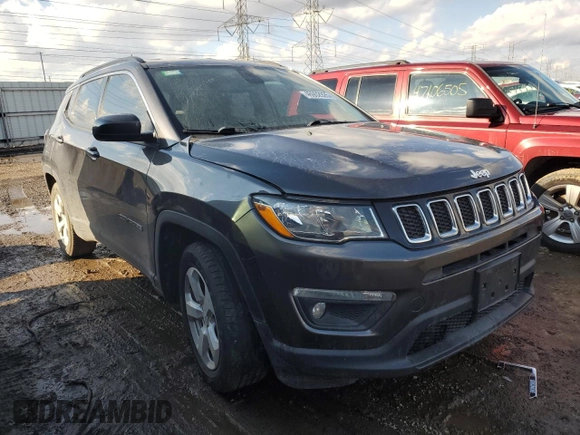2019 Jeep Compass Latitude with VIN 3C4NJCBB3KT852044, listed as a Copart auction lot 46902925 with 49,085 mi miles and Salvage title. Bid and sale history available at DreamBid. Image 4.