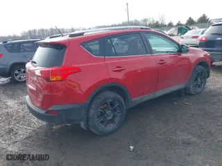 2014 Toyota RAV4 XLE with VIN 2T3RFREV6EW135095, listed as a IAAI auction lot 41706521 with 135,631 mi miles. Bid and sale history available at carsss.com. Image 4.