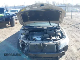 2008 Toyota Camry LE z VIN 4T1BE46K78U748805, wystawiony jako IAAI lot #41644868 z przebiegiem 32 704 mil mil oraz . Historia ofert i sprzedaży dostępna na DreamBid. Obrazek 10.