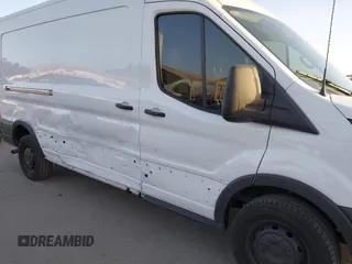 2023 Ford Transit Cargo with VIN 1FTBR1C8XPKC07287, listed as a IAAI auction lot 41247582 with 12,776 mi miles and . Bid and sale history available at DreamBid. Image 6.