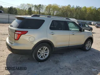 2011 Ford Explorer XLT with VIN 1FMHK8D87BGA85565, listed as a Copart auction lot 53612415 with 238,616 mi miles and Salvage Title. Bid and sale history available at DreamBid. Image 3.