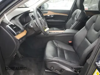 2022 Volvo XC90 Momentum with VIN YV4A221K3N1864761, listed as a Copart auction lot 59189595 with 33,098 mi miles and Salvage title. Bid and sale history available at DreamBid. Image 7.