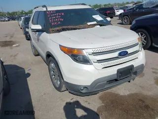 2014 Ford Explorer Limited with VIN 1FM5K8F88EGA74451, listed as a IAAI auction lot 41979233 with 146,436 mi miles. Bid and sale history available at carsss.com. Image 1.