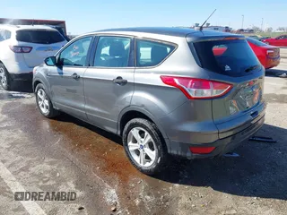 2014 Ford Escape S with VIN 1FMCU0F75EUE26087, listed as a IAAI auction lot 41882375 with 135,077 mi miles. Bid and sale history available at carsss.com. Image 3.