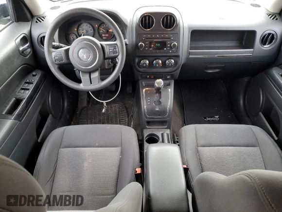 2015 Jeep Patriot Sport with VIN 1C4NJPBB3FD409847, listed as a Copart auction lot 55172265 with 158,626 mi miles and Non Repairable. Bid and sale history available at DreamBid. Image 8.