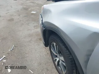 2018 Toyota RAV4 XLE z VIN 2T3WFREV5JW466294, wystawiony jako IAAI lot #41841436 z przebiegiem 132 150 mil mil oraz . Historia ofert i sprzedaży dostępna na DreamBid. Obrazek 6.