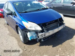 2011 Toyota Prius I z VIN JTDKN3DU2B0258189, wystawiony jako IAAI lot #42264118 z przebiegiem 206 520 mil mil oraz . Historia ofert i sprzedaży dostępna na DreamBid. Obrazek 6.