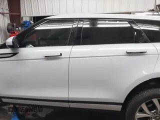 2020 Land Rover Range Rover Evoque SE with VIN SALZP2FX6LH070149, listed as a IAAI auction lot 42041307 with 28,853 mi miles and . Bid and sale history available at DreamBid. Image 15.