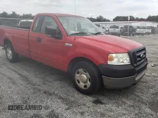 2005 Ford F-150 XL с VIN 1FTRF12215NA64701, выставлен на аукционе IAAI как лот 42772111 с пробегом 167 438 миль миль и . История ставок и продаж доступна на DreamBid. Изображение 1.