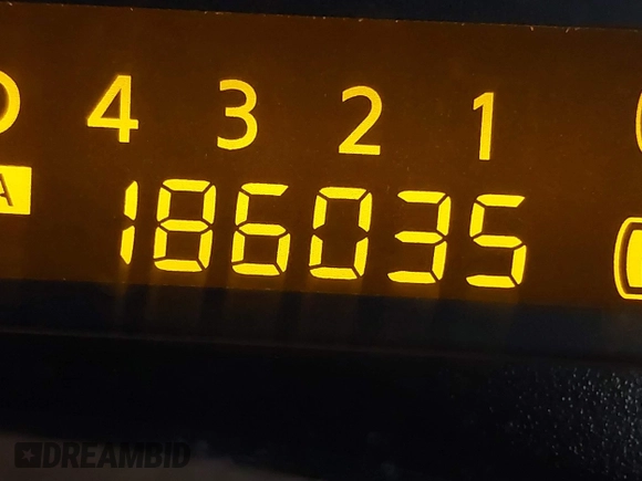 2007 Nissan Titan LE with VIN 1N6BA07B37N234320, listed as a IAAI auction lot 41912632 with 186,035 mi miles. Bid and sale history available at carsss.com. Image 15.