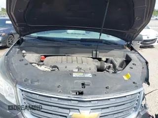 2017 Chevrolet Traverse LS with VIN 1GNKRFKD8HJ202180, listed as a IAAI auction lot 41961285 with 120,910 mi miles. Bid and sale history available at carsss.com. Image 10.