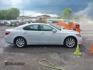 2008 Lexus LS 460 with VIN JTHBL46F185079274, listed as a IAAI auction lot 42219303 with 287,870 mi miles and . Bid and sale history available at DreamBid. Image 13.