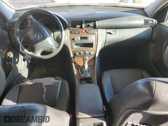 2004 Mercedes-Benz C 240 with VIN WDBRH61J64F464874, listed as a Copart auction lot 65477264 with 184,239 mi miles and Salvage title. Bid and sale history available at DreamBid. Image 8.